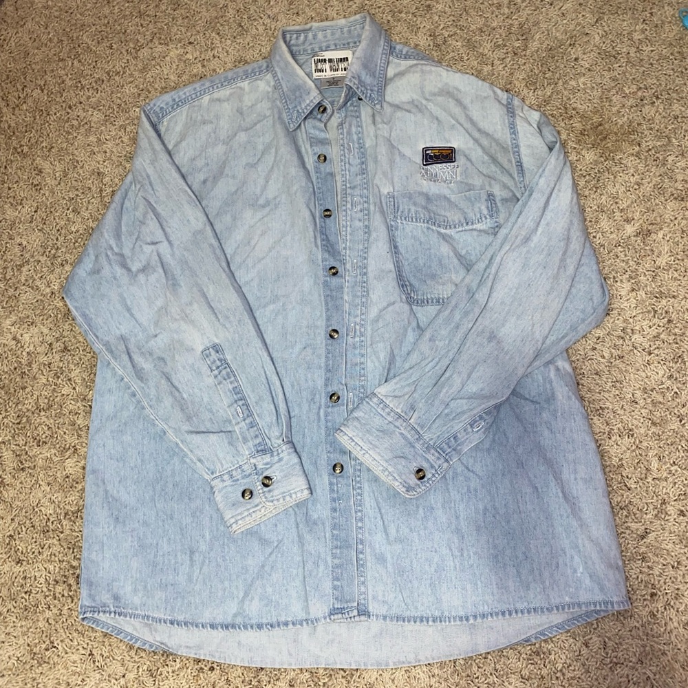 Size small vintage wear oversized denim shirt